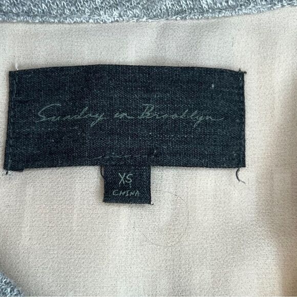 Anthropologie Sheer Blouse. Fully Lined. Sunday in Brooklyn. Sz XS. Great Cond!! - Picture 8 of 11